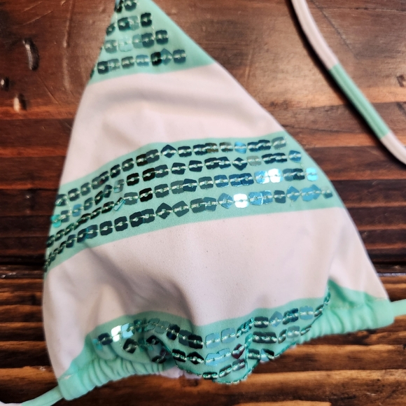 Victoria's Secret String Bikini Top | M - Picture 2 of 5